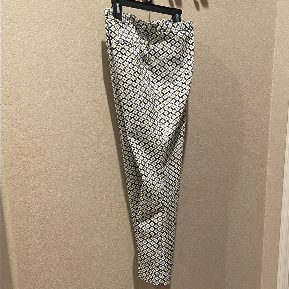 Mid Rise Ankle Fit Pants Green Black White